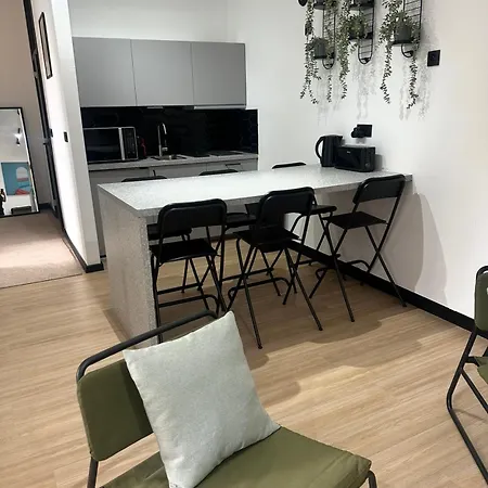 Moderne Et Confortable A Apartment *
